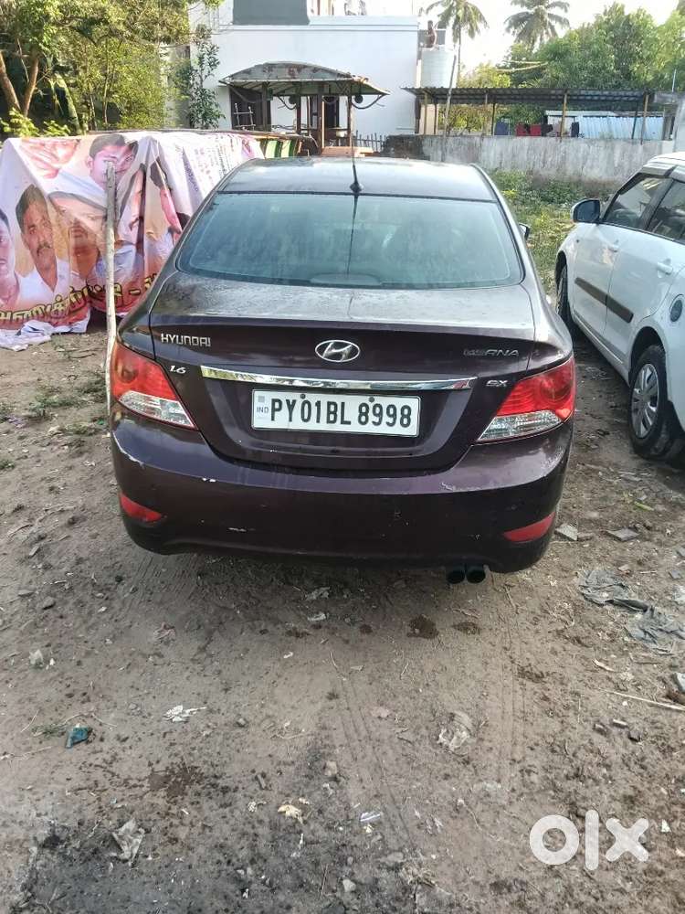 Hyundai Verna 2011