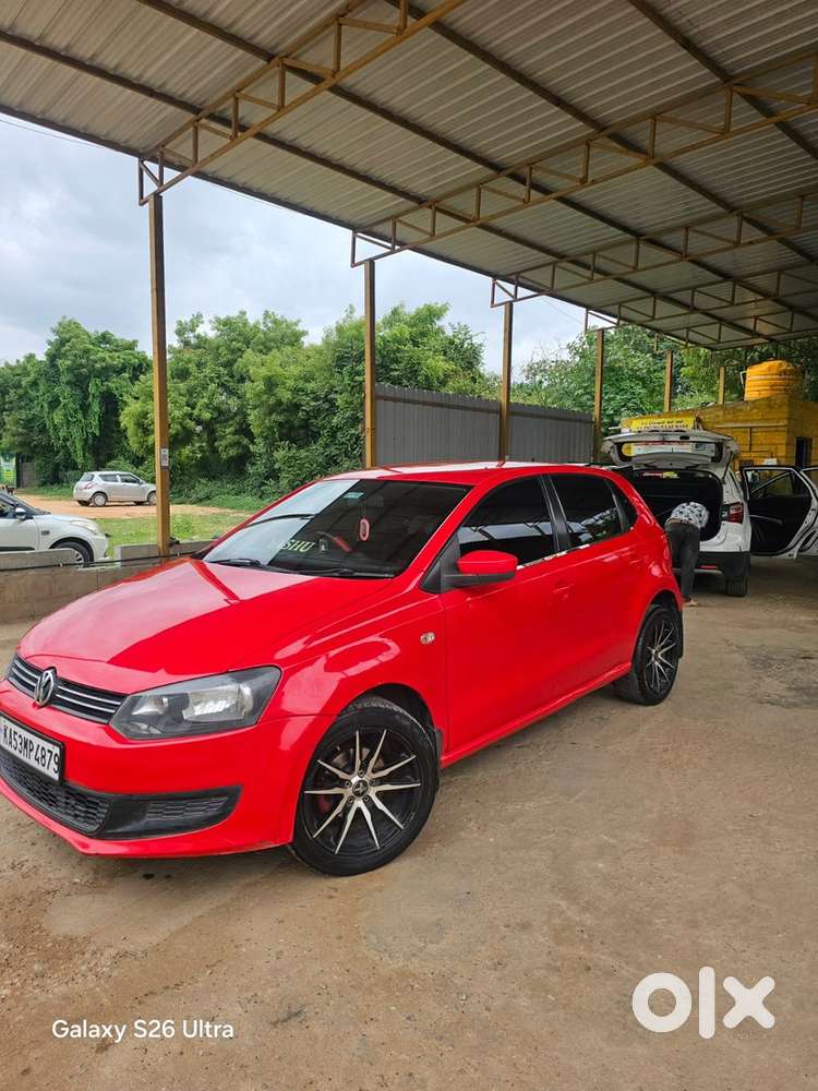 Volkswagen Polo Petrol Manual 2012