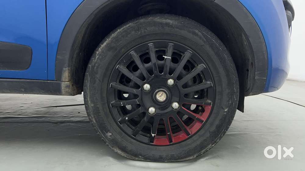 Tata Nexon 1.2 Revotron Xt, 2018, Petrol