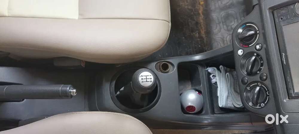 Maruti Suzuki Swift 2011 Diesel 136000 Km Driven