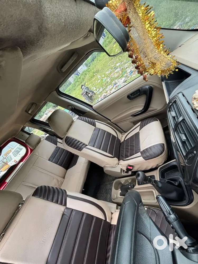 Mahindra Tuv 300 2016