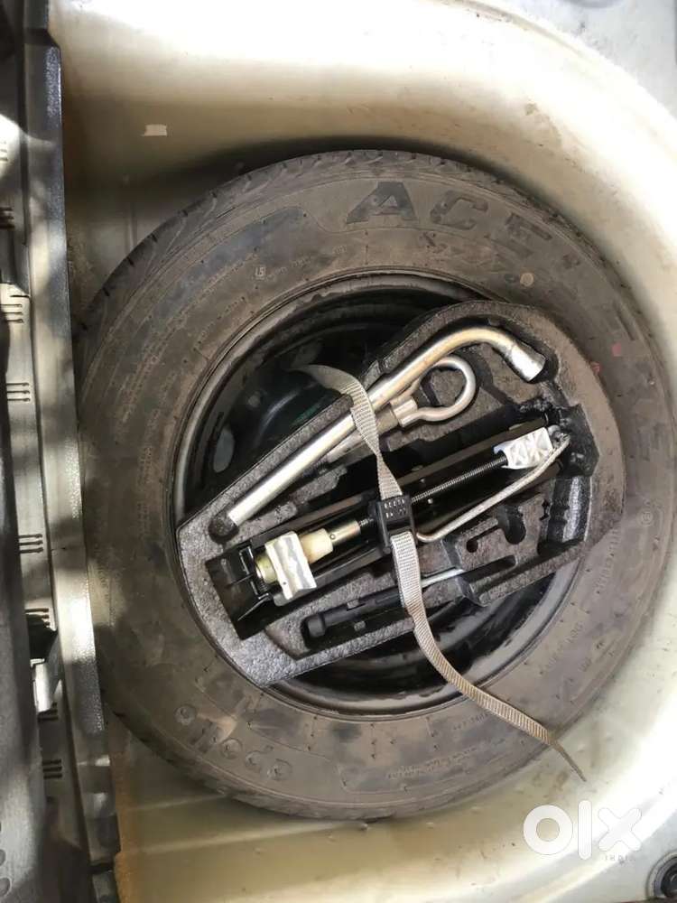 Volkswagen Polo 2013 Petrol 87000 Km Driven Immediate Sale