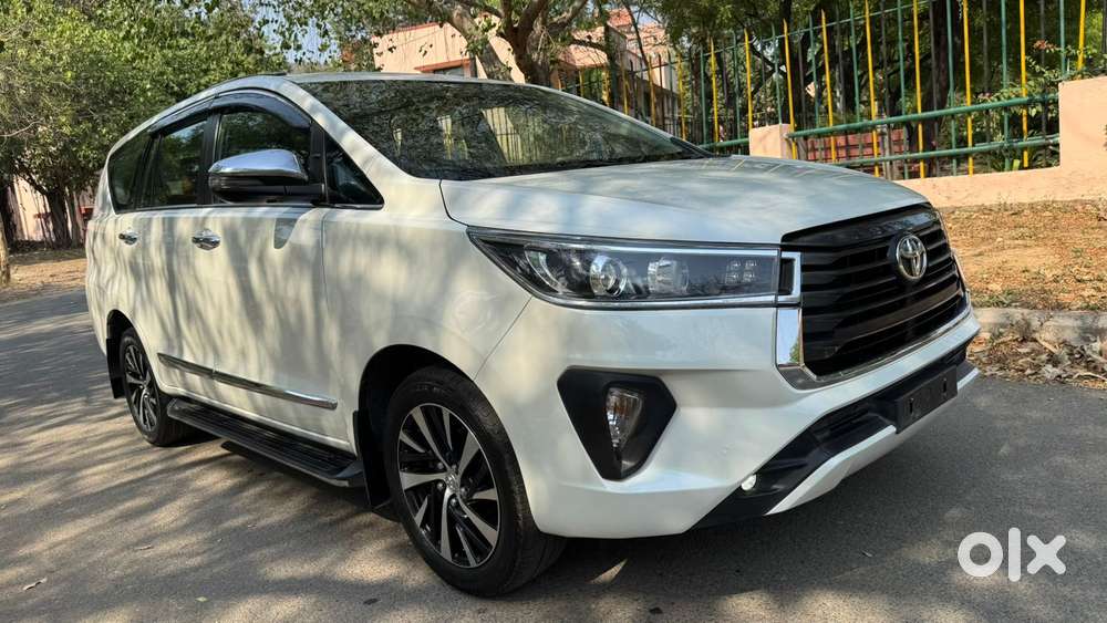 Toyota Innova Crysta [2020-ongoing] 2.4 Zx At 7 Str, 2022, Diesel
