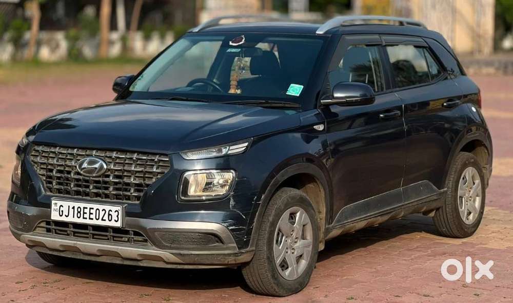 Hyundai Venue S Turbo Dct, 2019, Petrol
