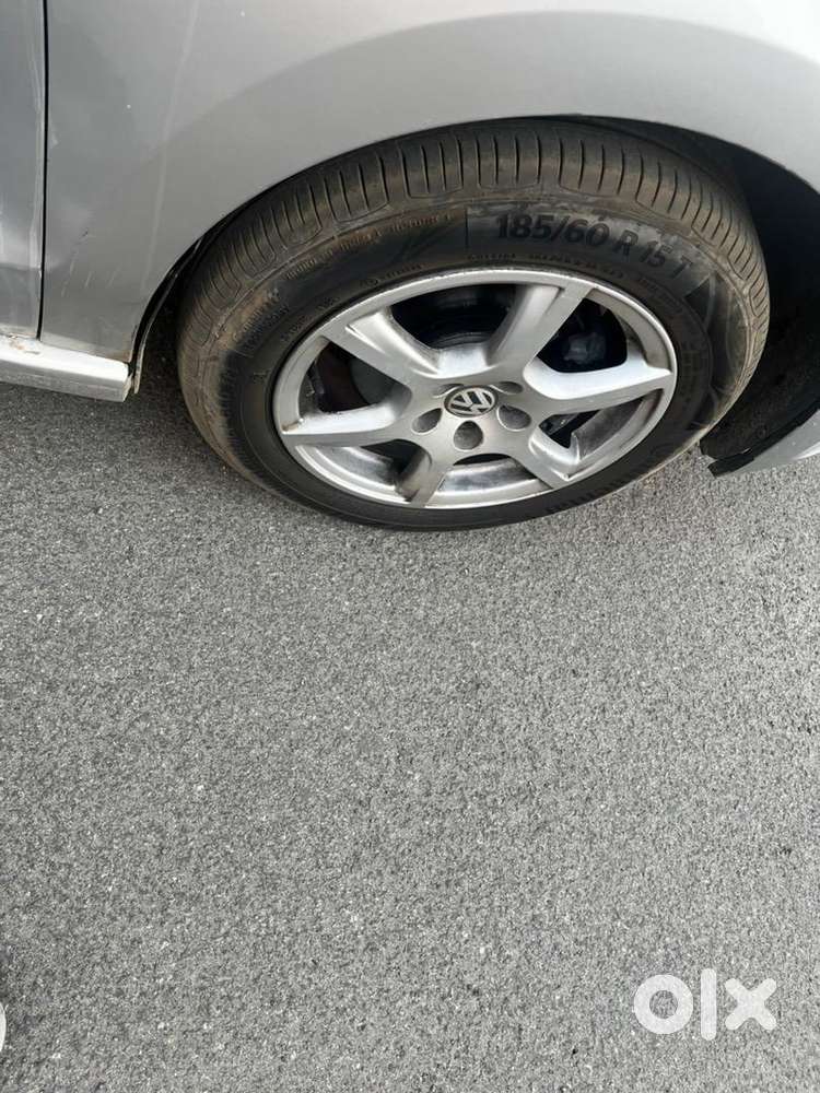 Volkswagen Vento 2013 Diesel ,new Tyres,sudden Pickup,soond System