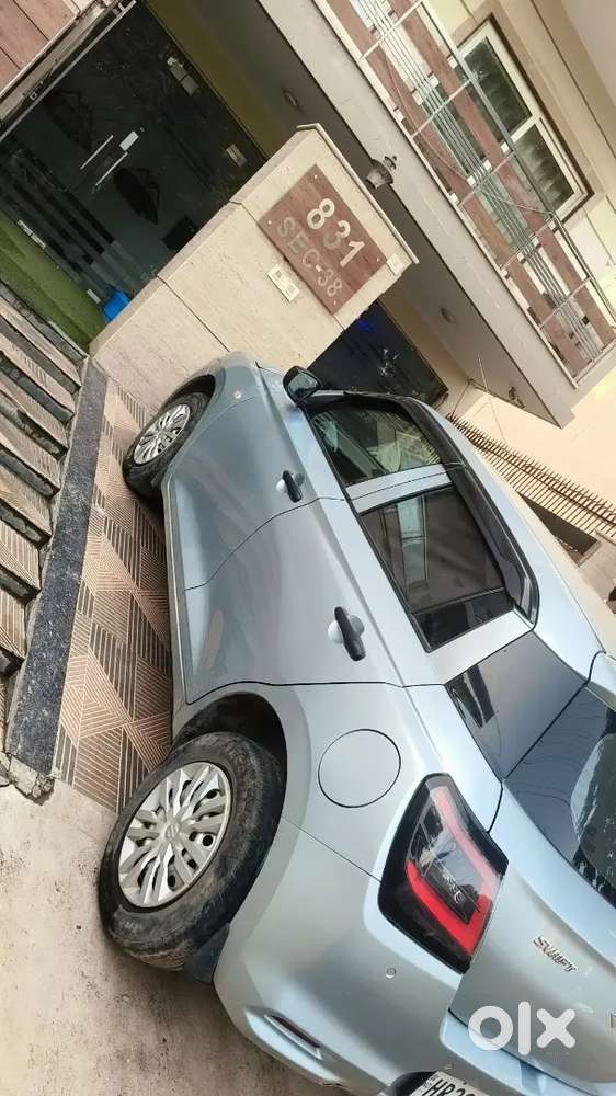 Maruti Suzuki Swift Lxi 2025