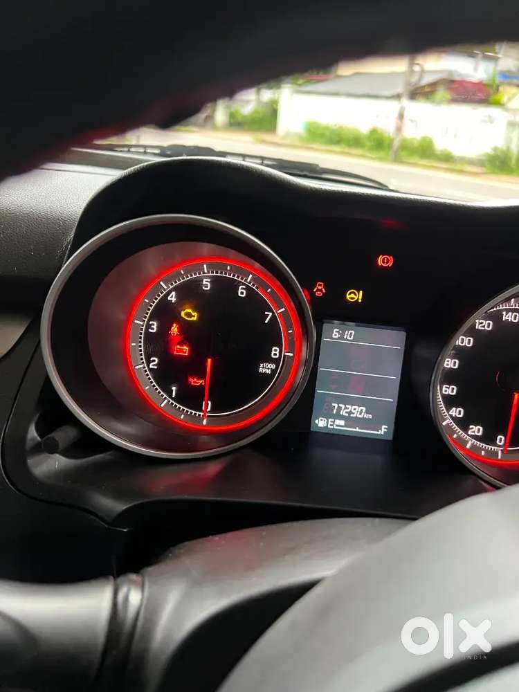 Swift 1.2 Vxi Amt Maruti Suzuki 2021