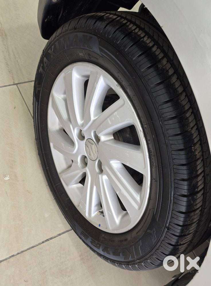 Maruti Suzuki Swift Dzire Zdi Bsiv, 2015, Diesel