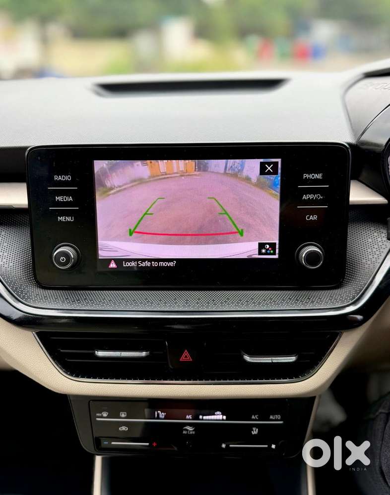 Skoda Slavia 1.0 Ambition Tsi, 2024, Petrol