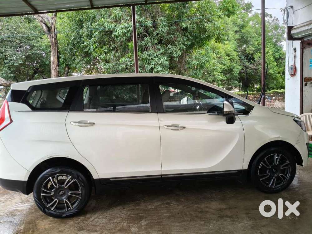 Mahindra Marazzo Diesel 2019