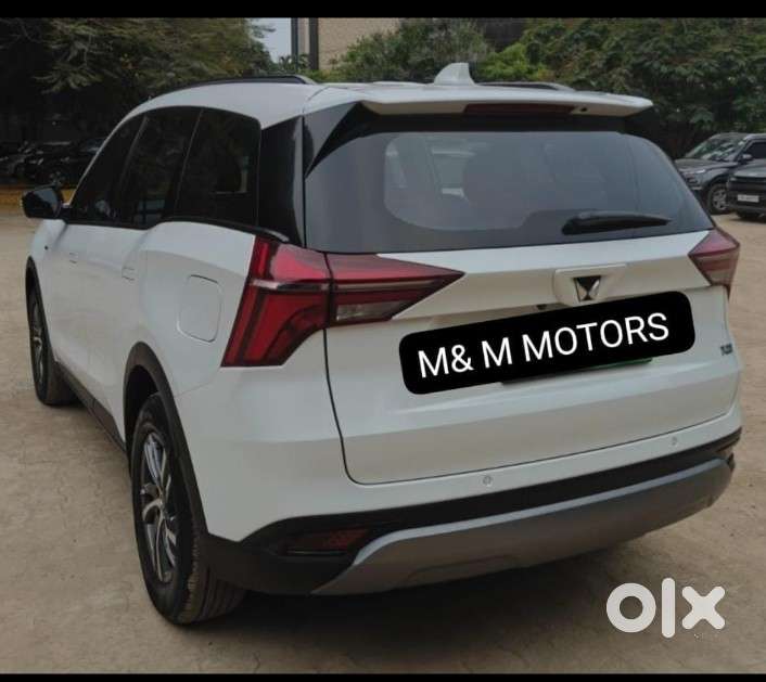 Mahindra Xuv700 2.2 Ax 5 Diesel At 7 Str, 2022, Diesel
