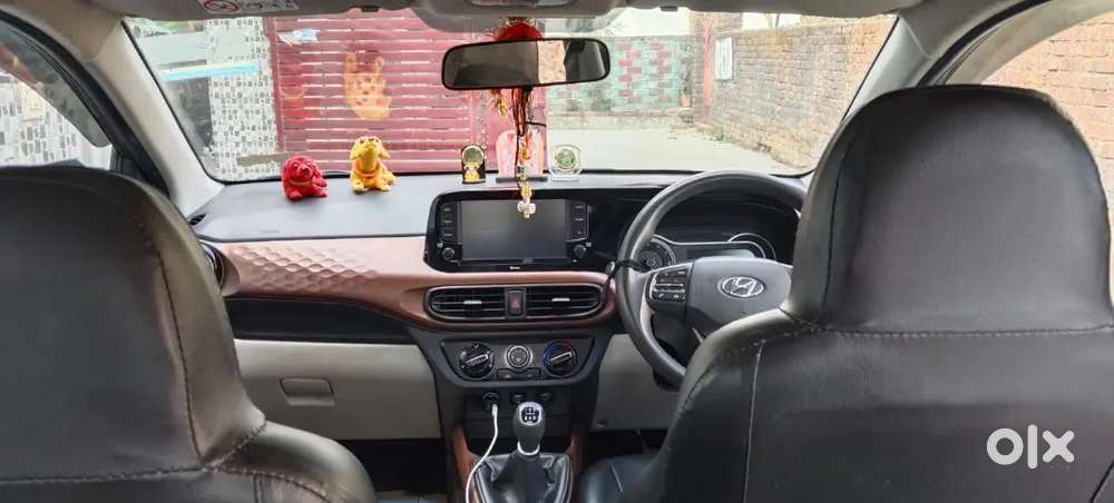 Hyundai Aura 2021 Petrol Well Maintained 4900 Km