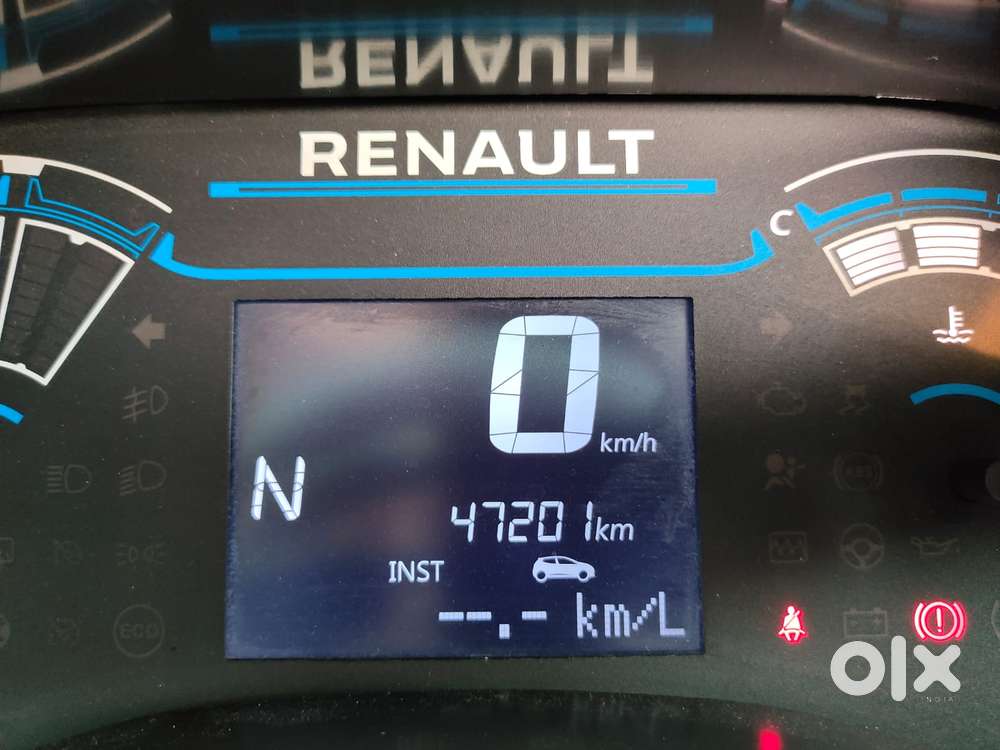 Renault Triber, 2022, Petrol