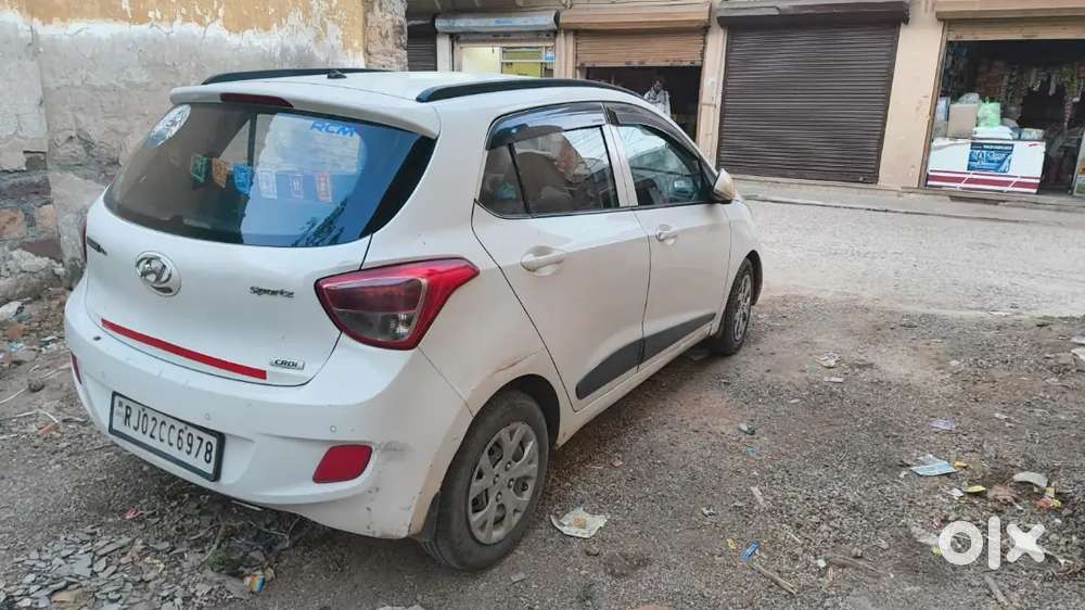 Hyundai Grand I10 2015 Diesel 177000 Km Driven