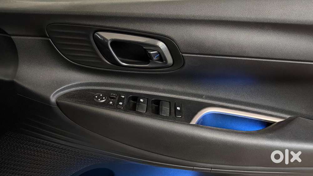 Hyundai New I20 1.2 Asta (o) Mt, 2022, Petrol