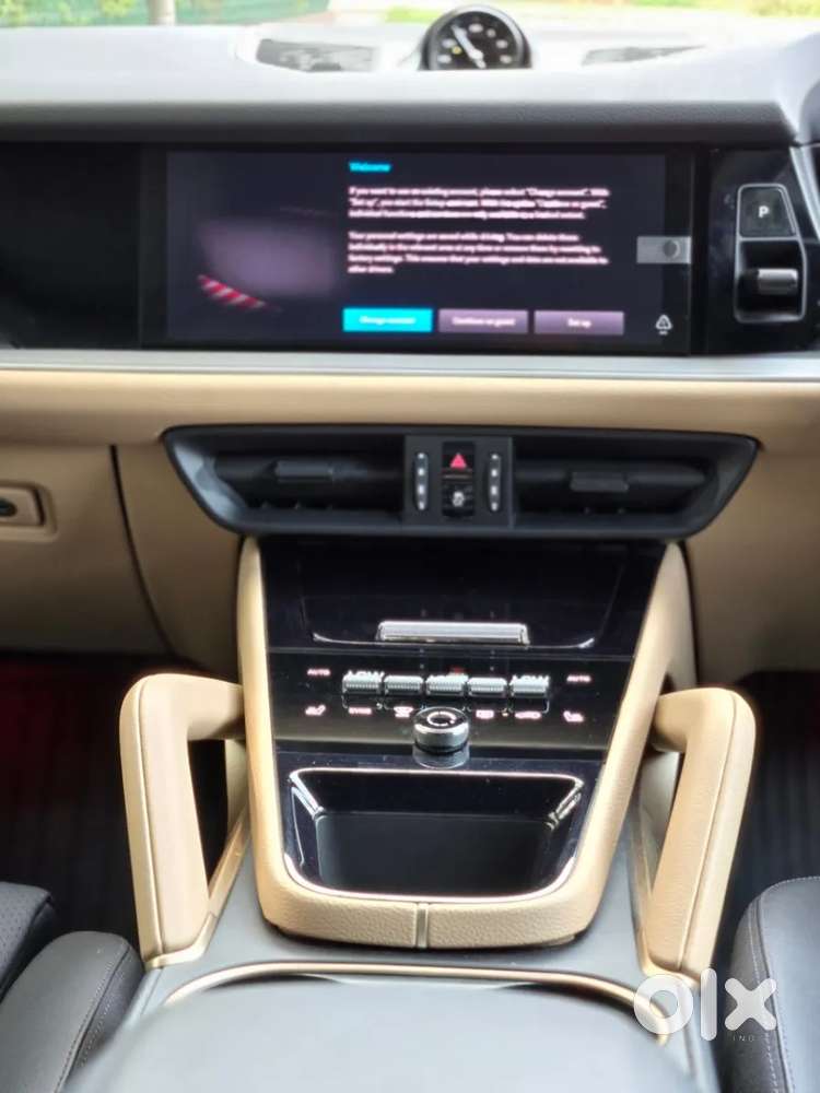 Porsche Cayenne, 2025, Petrol