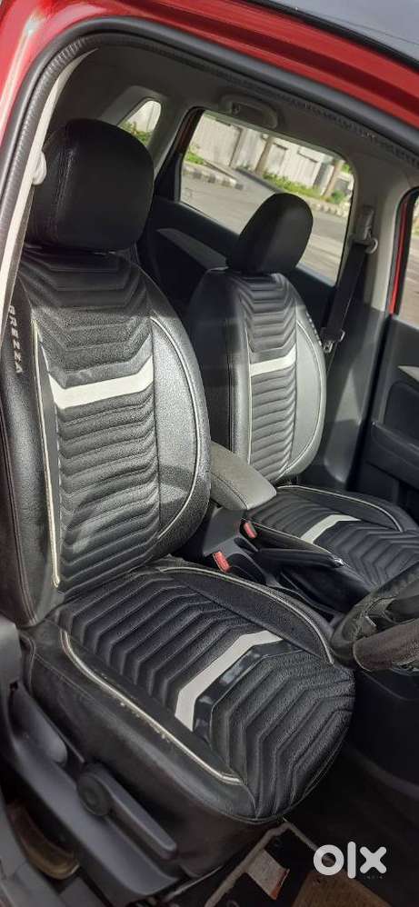 Maruti Suzuki Brezza Zdi+ Dual Tone, 2017, Diesel
