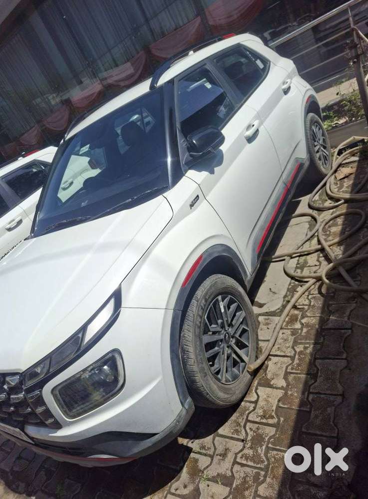Hyundai Venue Sx Dual Tone Turbo, 2022, Petrol