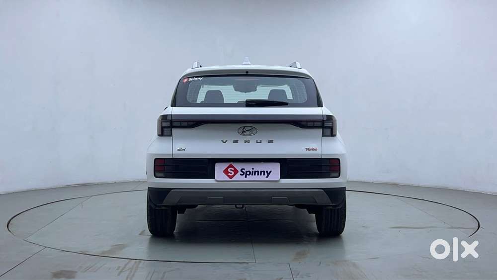 Hyundai Venue 1.0 Sx (o) Turbo Dct, 2023, Petrol