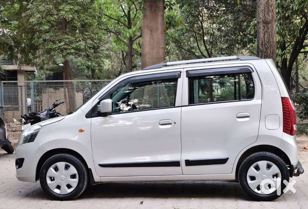 Maruti Suzuki Wagon R Amt Vxi Plus, 2017, Petrol