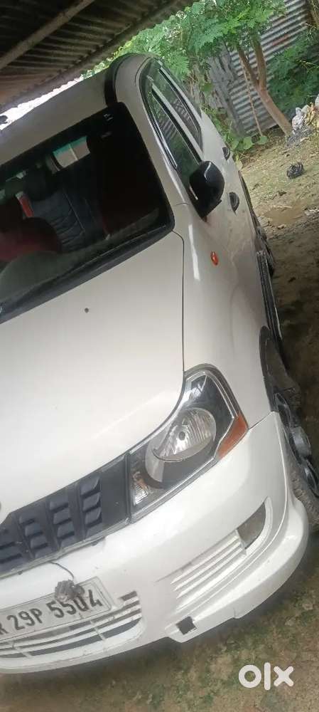 Mahindra Xylo 2014