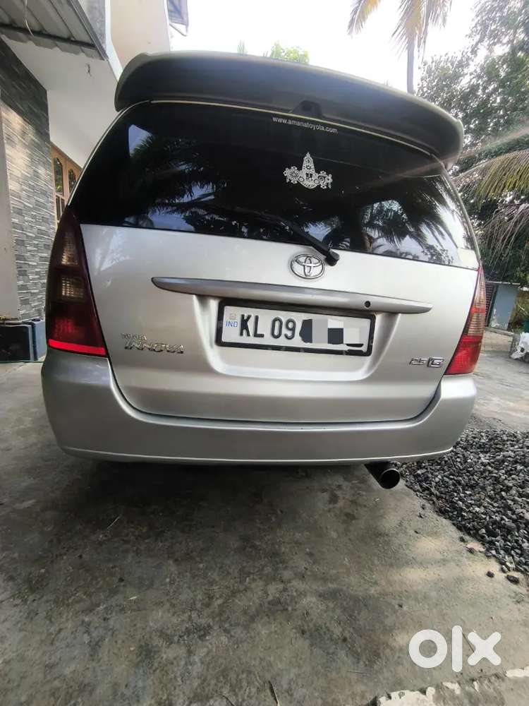 Toyota Innova 2008 Original Kerala Company Service Good Condition