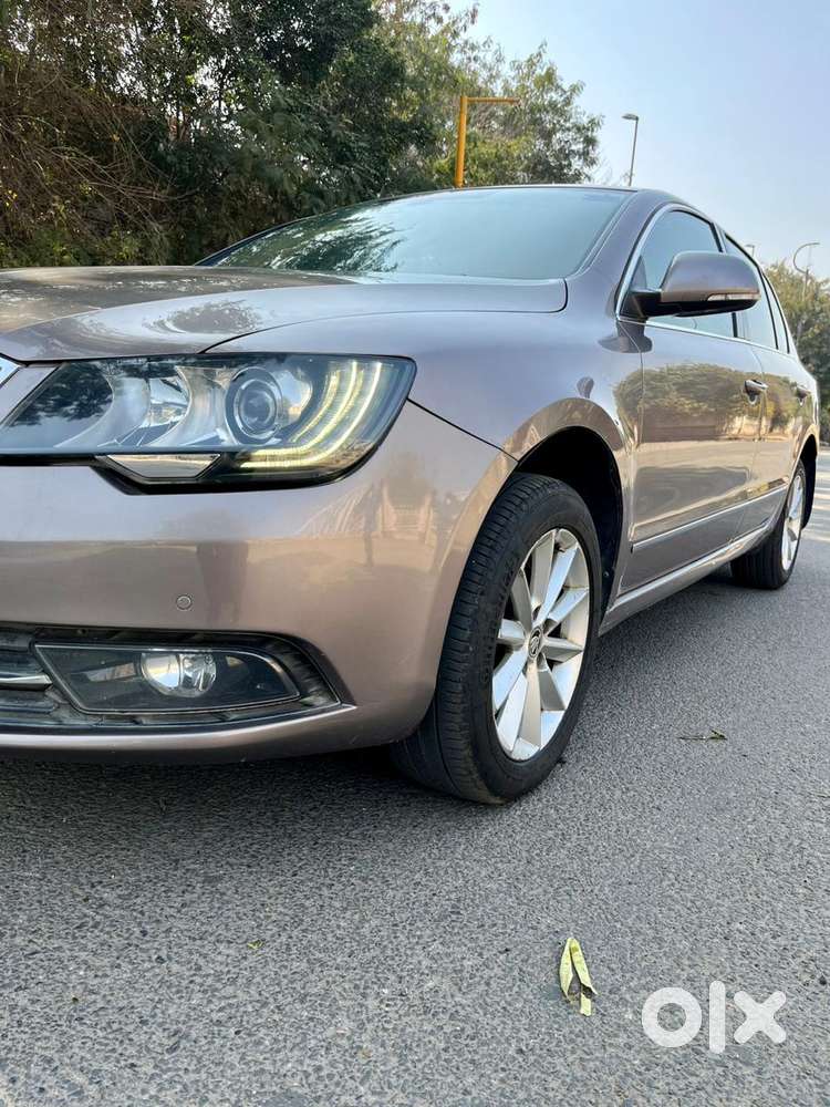 Skoda Superb 2013-2015 Elegance 1.8 Tsi Mt, 2014, Petrol