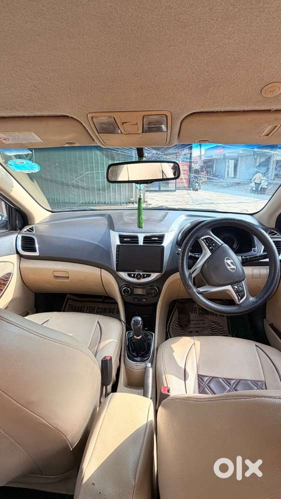 Hyundai Fluidic Verna 2012