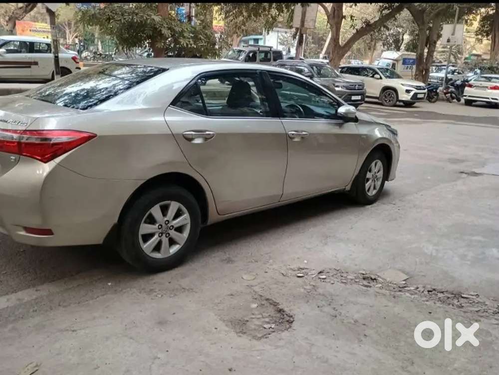 Toyota Corolla H3 2015