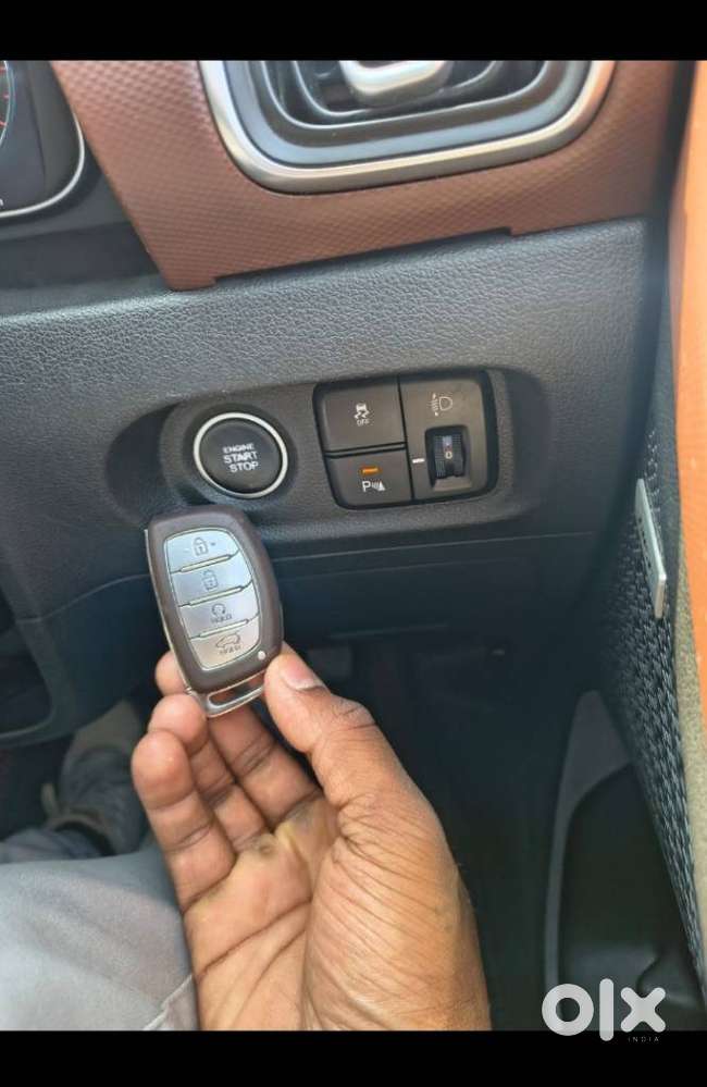 Hyundai Alcazar 2.0 Signature (o) Petrol At 6 Str, 2021, Petrol