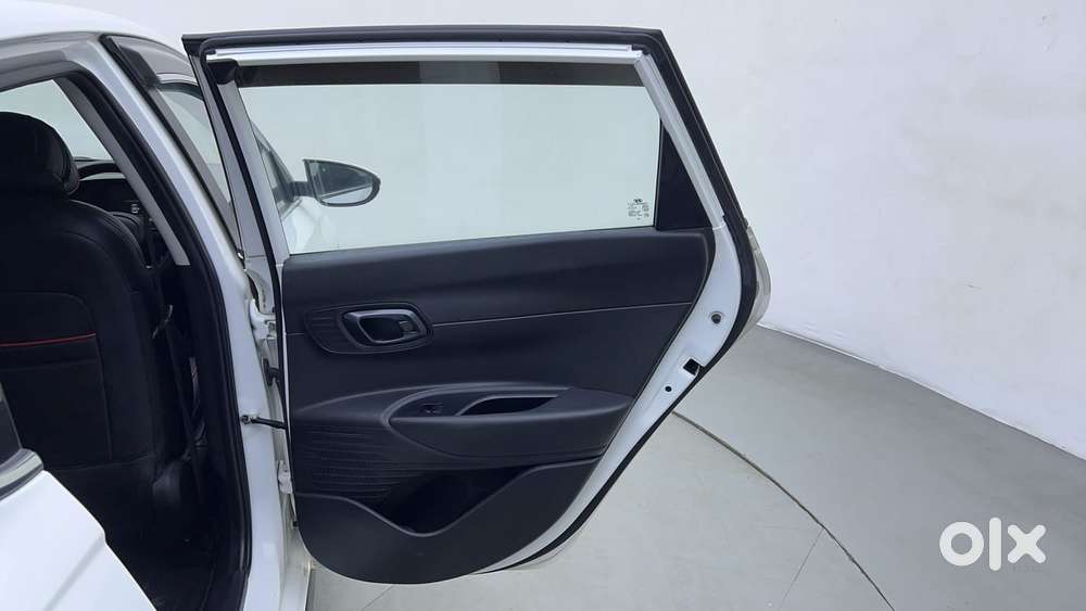Hyundai I20 Sportz 1.2 Ivt, 2022, Petrol