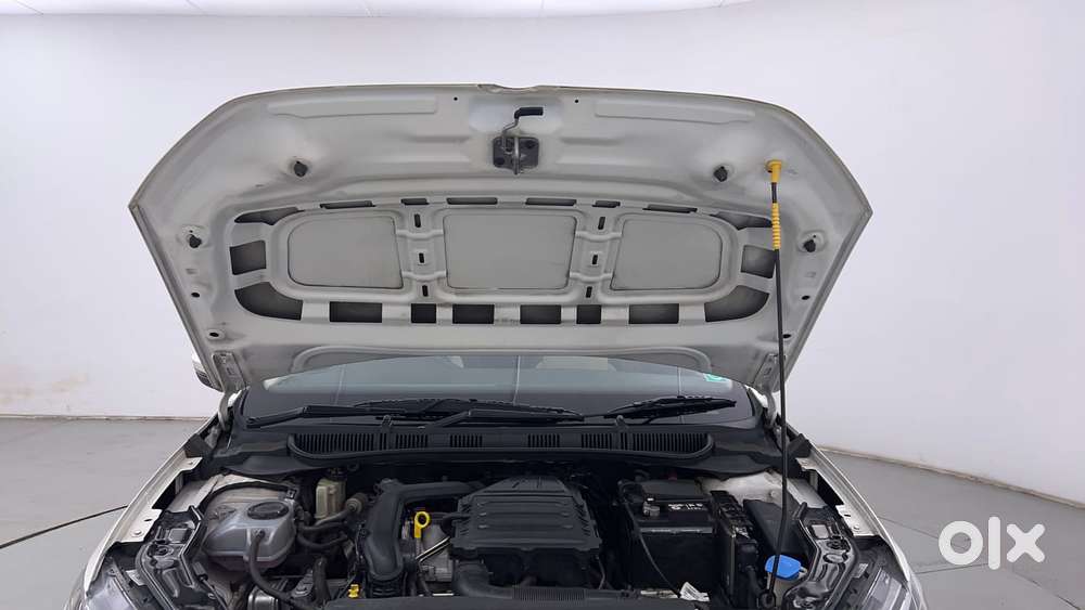Volkswagen Virtus Highline Plus 1.0 Tsi At, 2022, Petrol