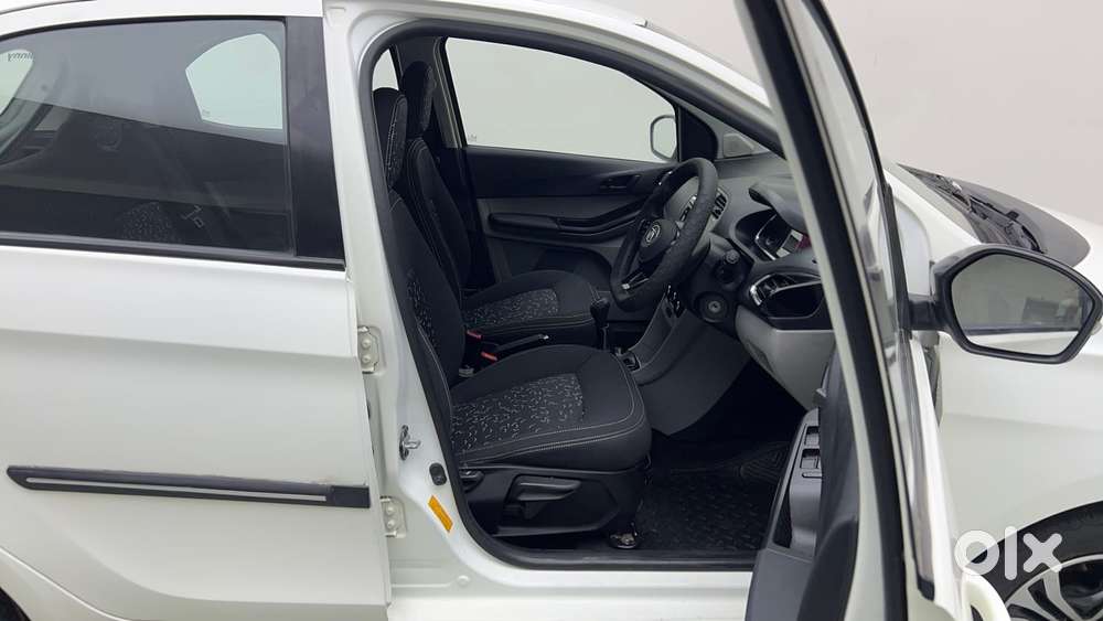 Tata Tiago 1.2 Revotron Xt Option, 2022, Petrol