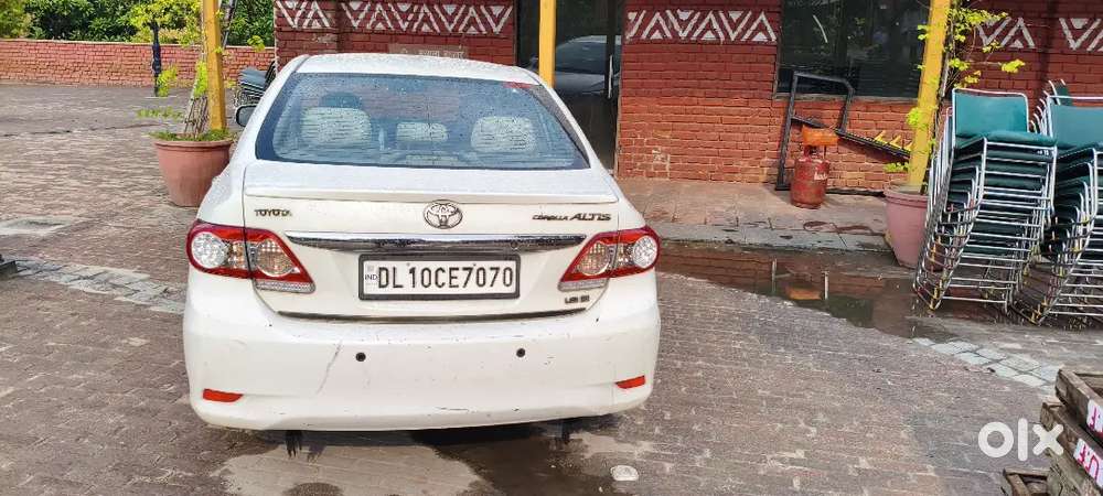 Toyota Corolla Altis 2011 Model