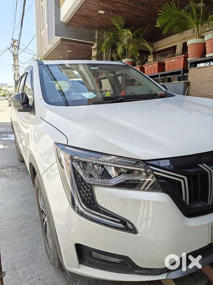 Mahindra Xuv700 2022 Petrol Well Maintained