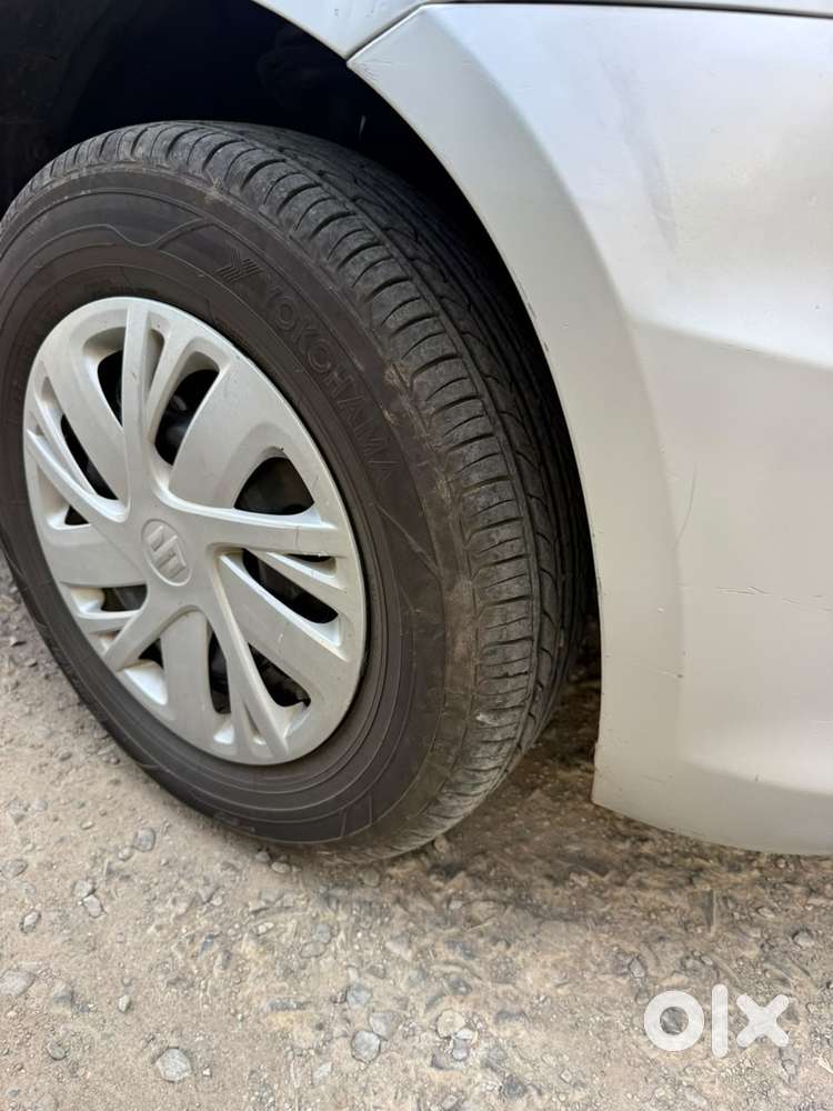 Maruti Suzuki Swift Vxi 1.2 Abs Bs-iv, 2015, Petrol