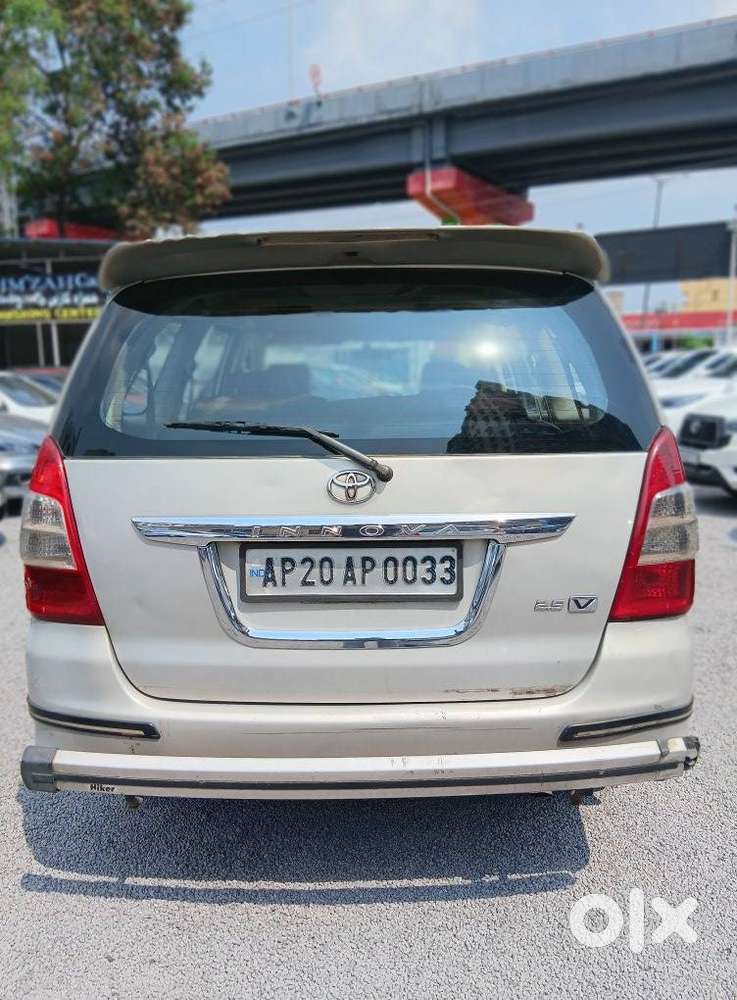 Toyota Innova 2.5 V 7 Str, 2012, Petrol