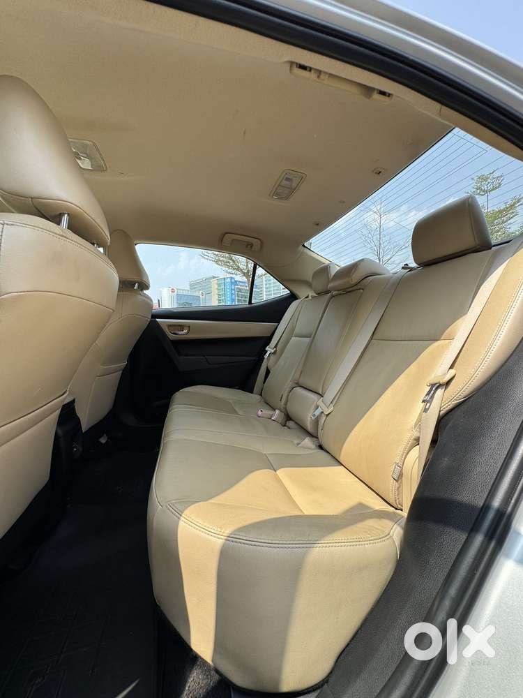 Toyota Corolla Altis Facelift, 2017, Petrol