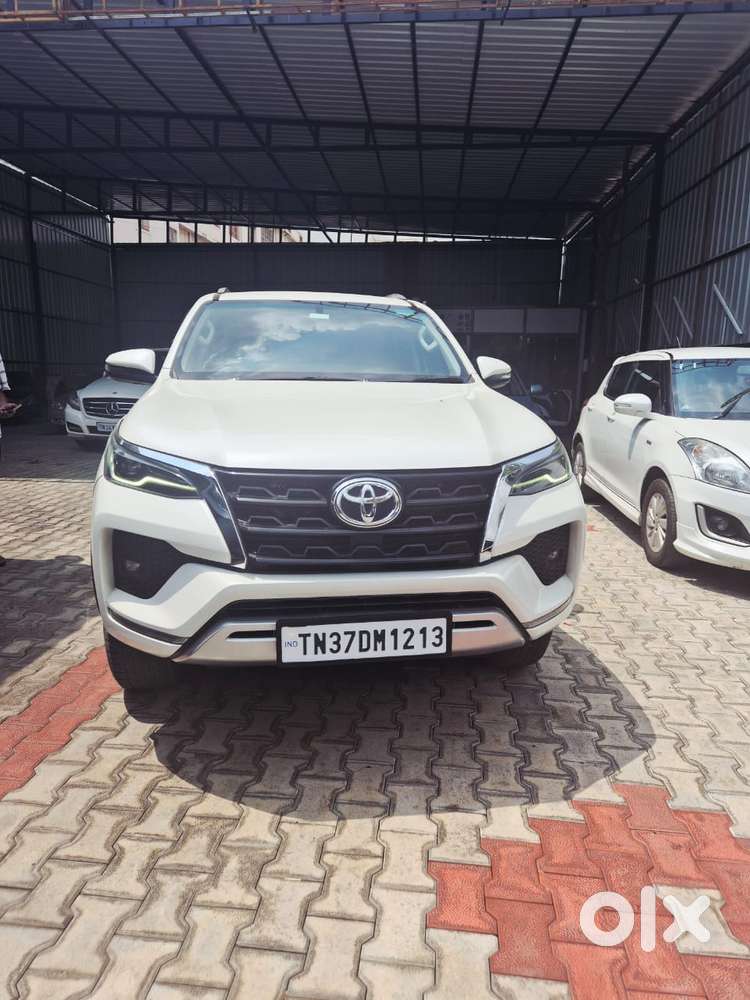 Toyota Fortuner [2021-ongoing] 2.8 2wd Diesel At, 2022, Diesel