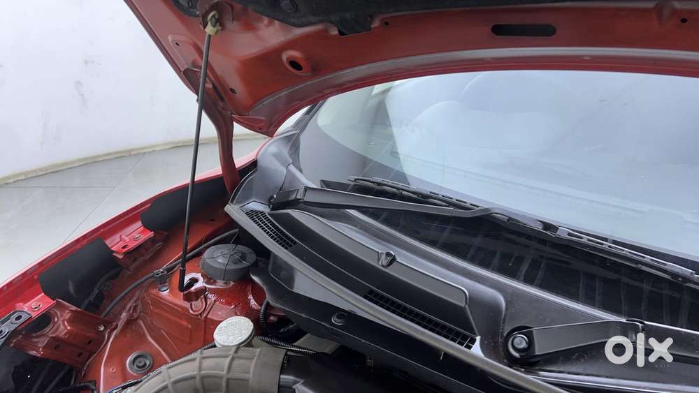 Maruti Suzuki Swift Amt Zxi, 2018, Petrol