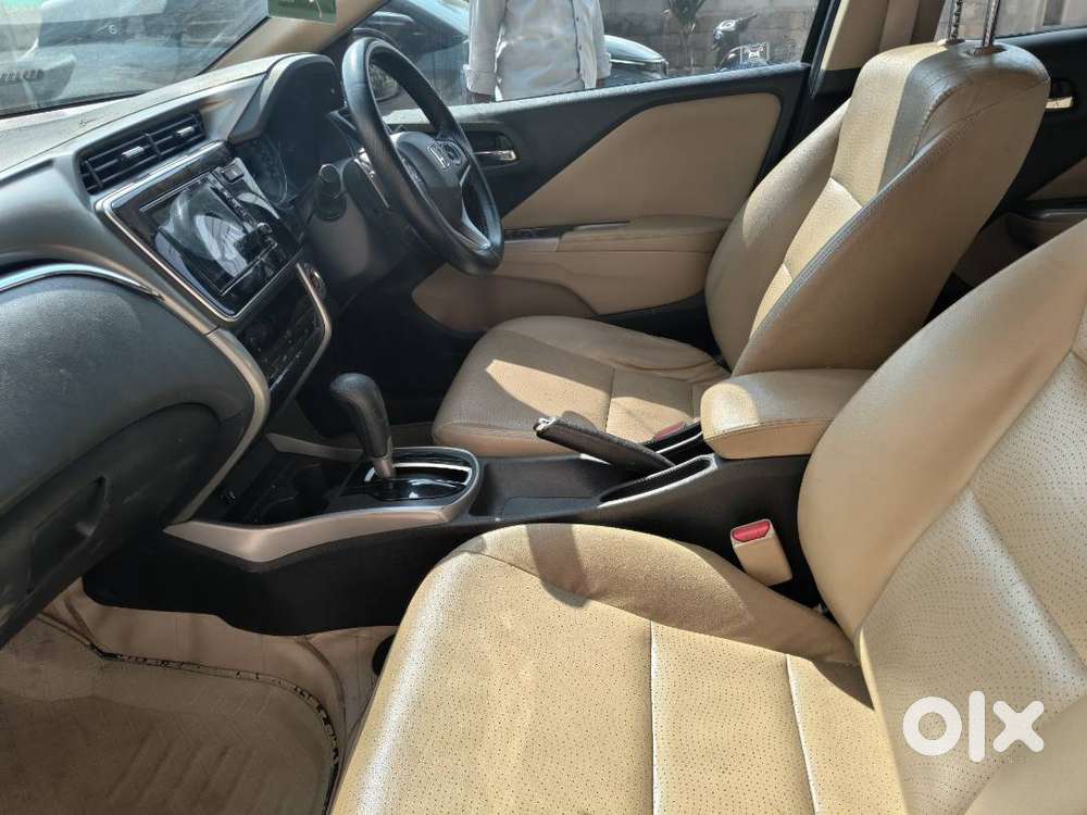 2018 Honda City 1.5 Zx Cvt (i-vtec) Bsiv ,,well Maintained