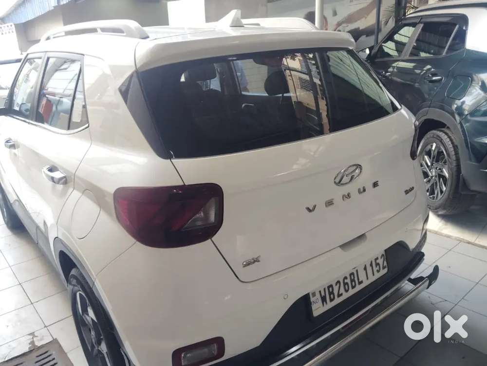 Hyundai Venue 2020 Petrol Well Maintained. Personal Use Car.