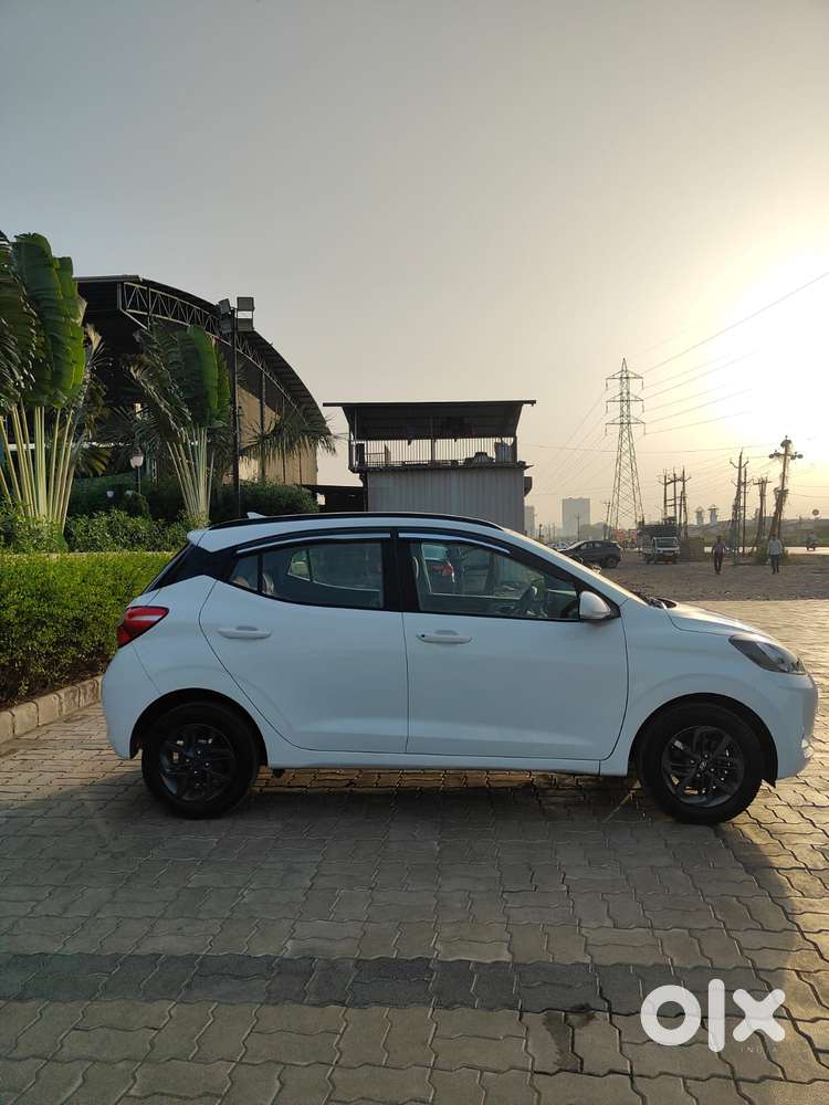 Hyundai Grand I10 Nios Sportz Dual Tone, 2022, Cng & Hybrids
