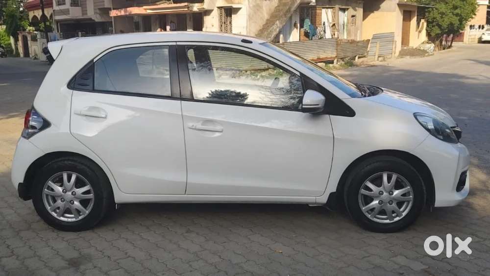 Honda Brio Vx Mt, 2017, Petrol