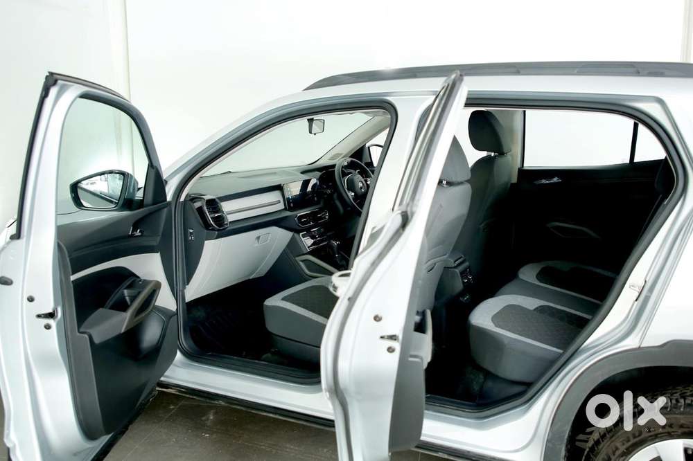 Skoda Kylaq Signature Plus At, 2025, Petrol