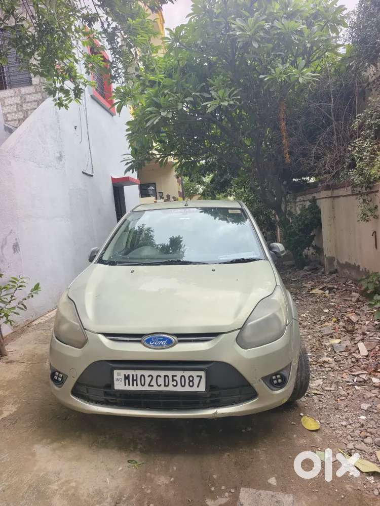 Ford Figo Diesel Titanium 2012