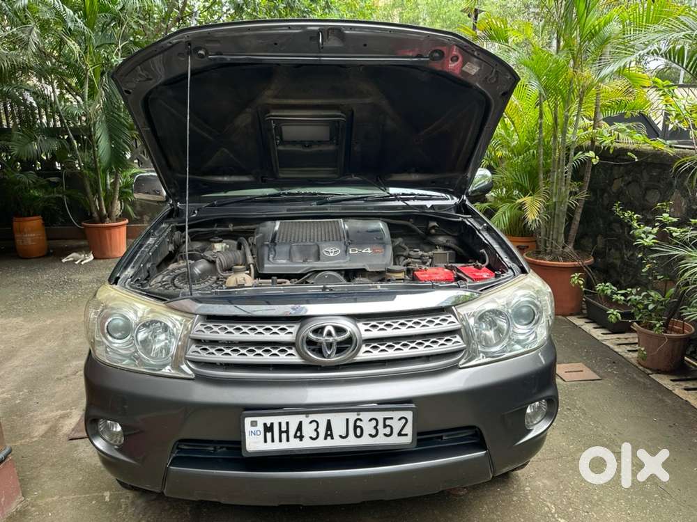 Toyota Fortuner 2011 Diesel Manual