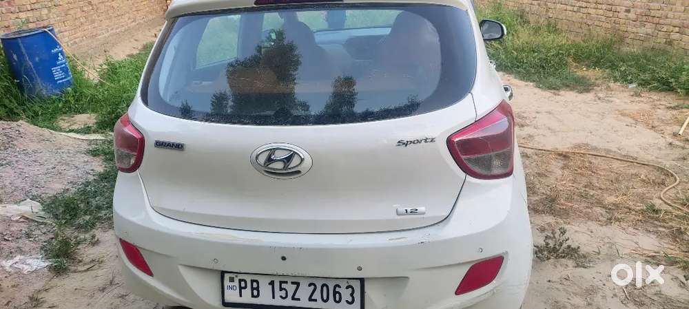 Hyundai Grand I10 2013 At Cng Super Condition