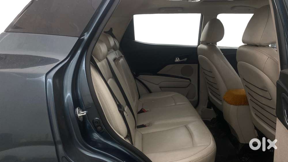 Mahindra Xuv300 W8 Option Diesel, 2021, Diesel