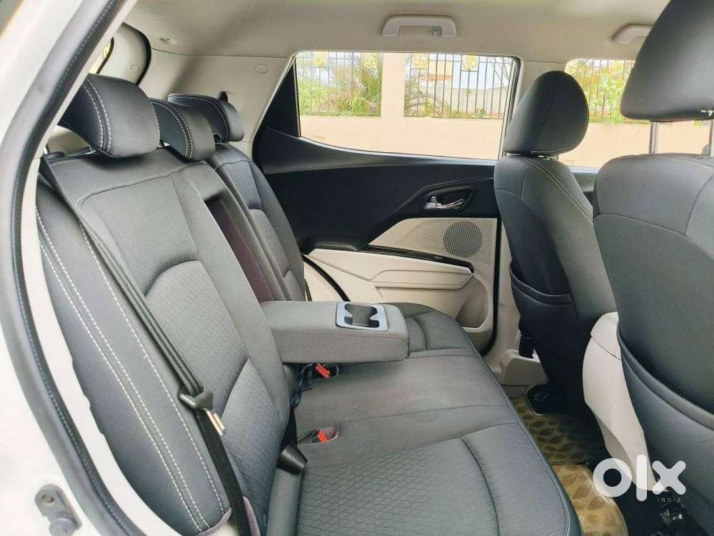 Mahindra Xuv300 W8 Amt Optional Diesel, 2019, Petrol